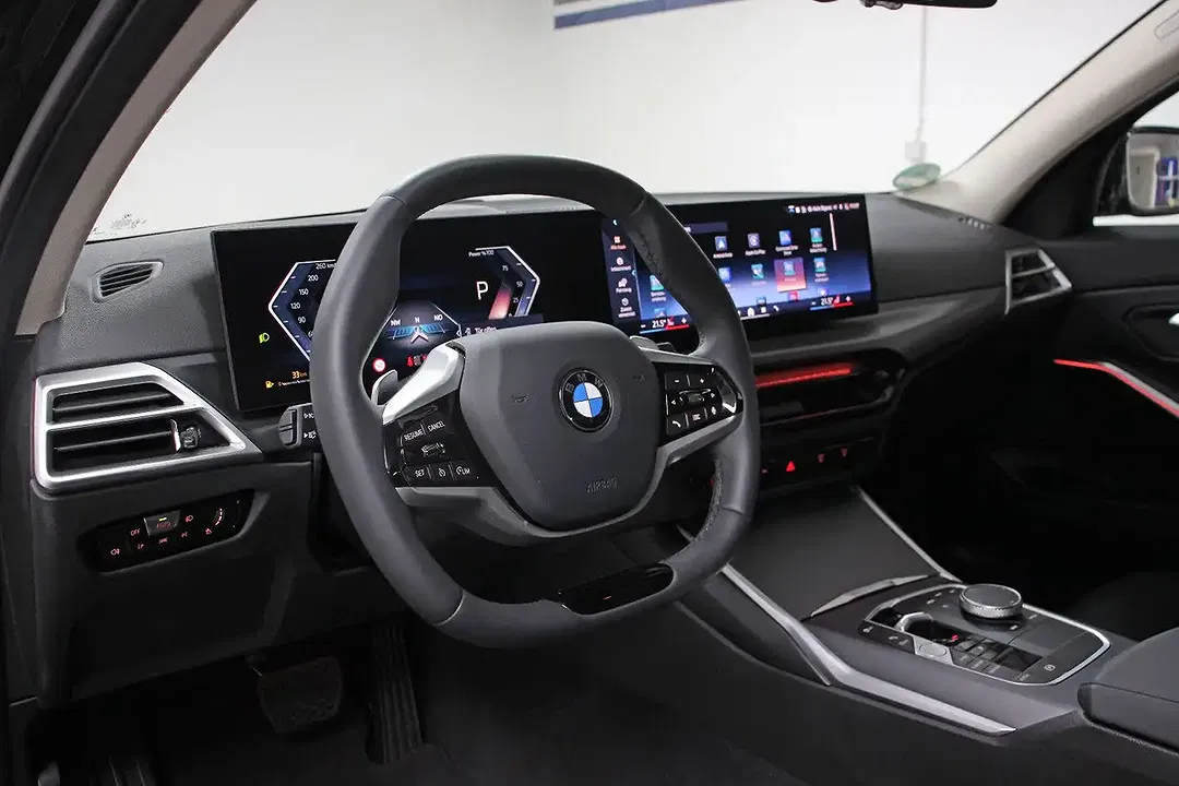 BMW 318 - Thumbnail 8