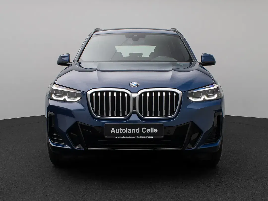 BMW X3 - Thumbnail 2