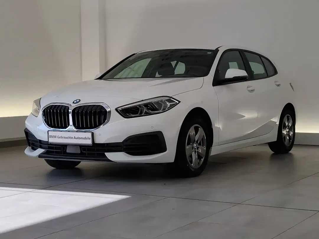 BMW 116 - Thumbnail 2
