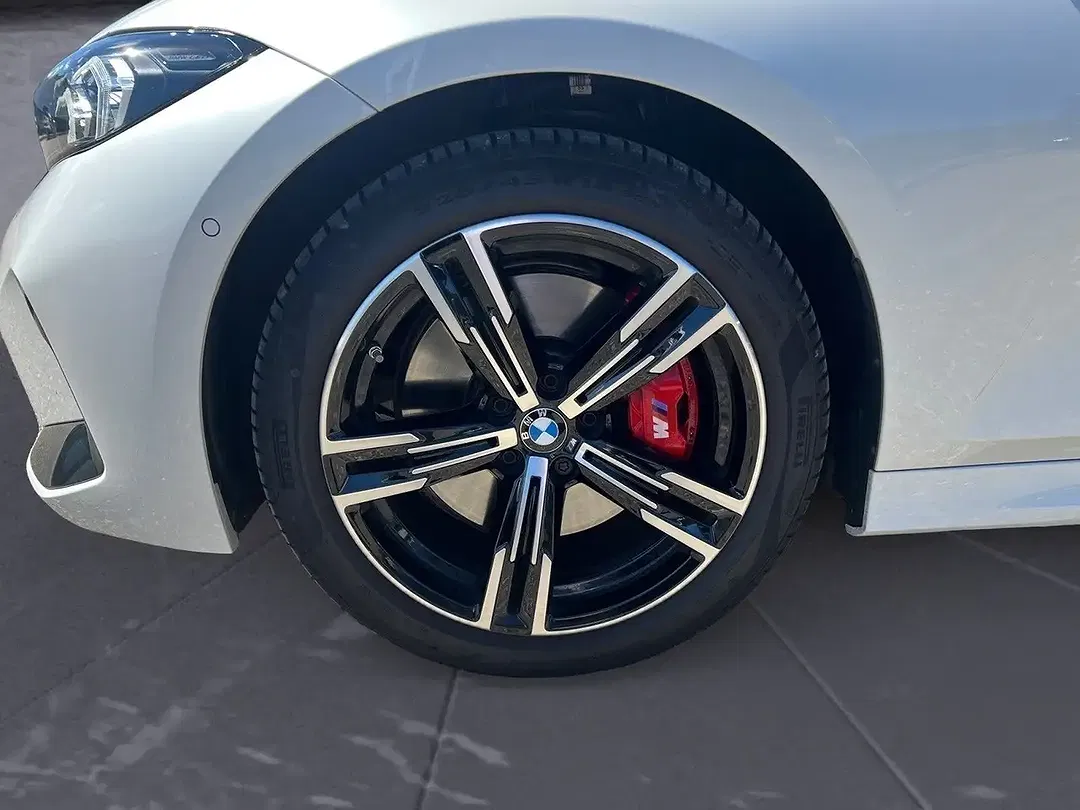 BMW 330 - Thumbnail 7