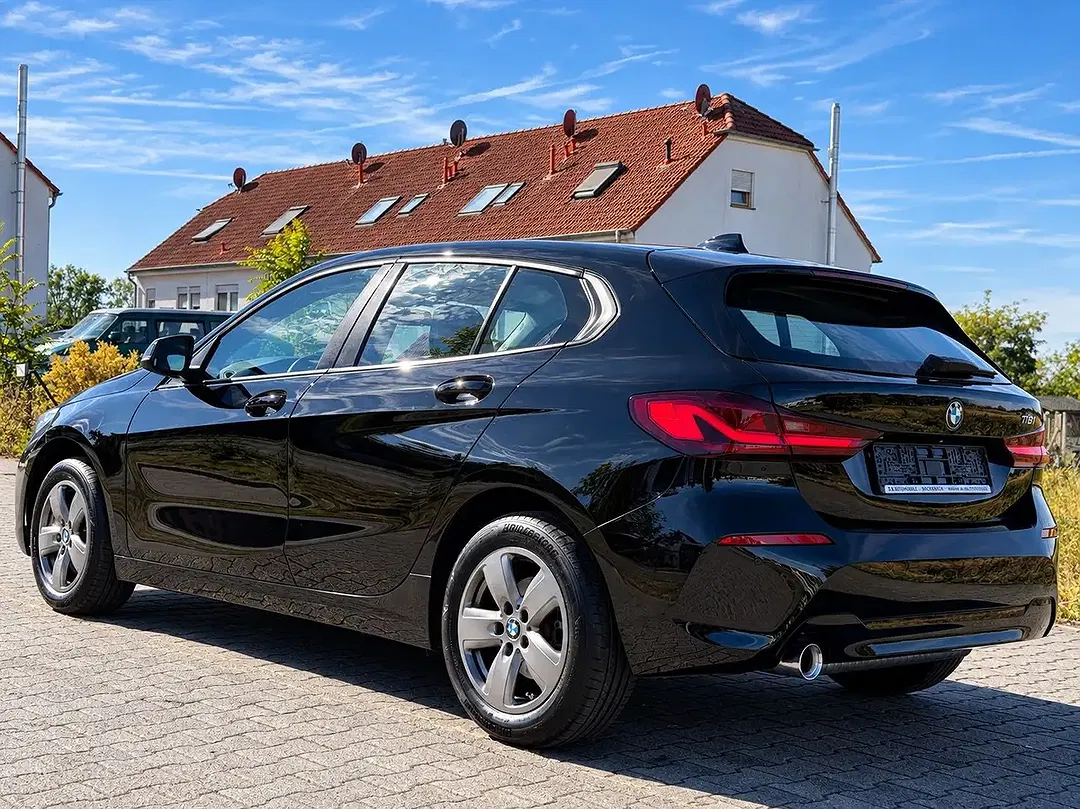 BMW 118 - Thumbnail 3
