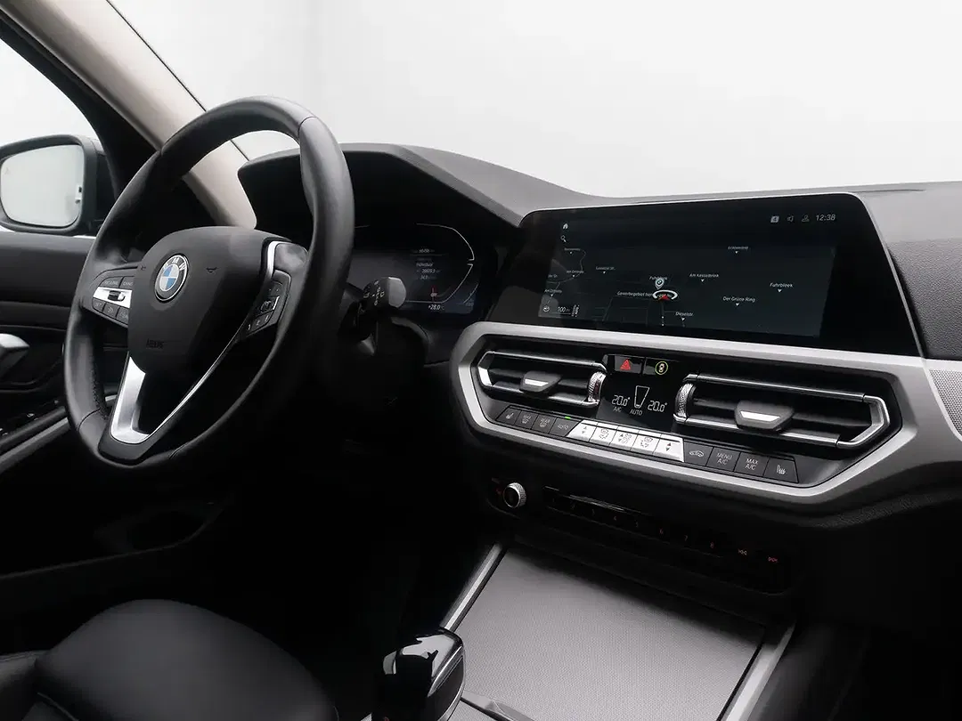 BMW 318 - Thumbnail 37