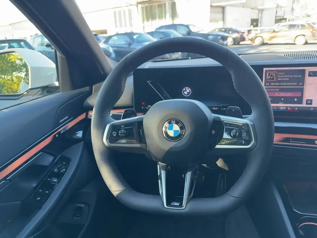 BMW 520 - Thumbnail 9