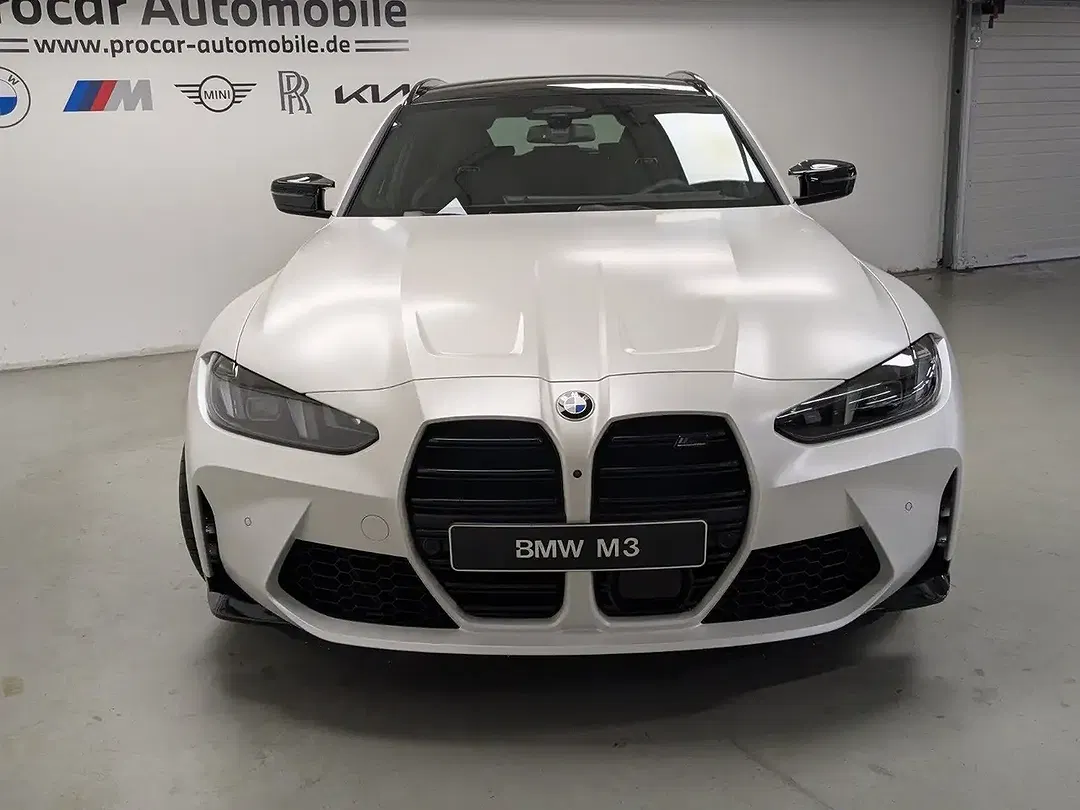 BMW M3 - Thumbnail 3