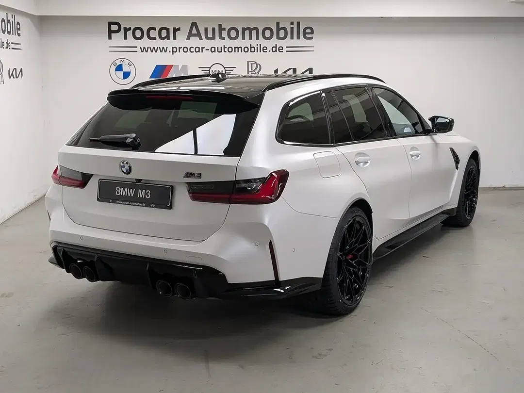 BMW M3 - Thumbnail 4