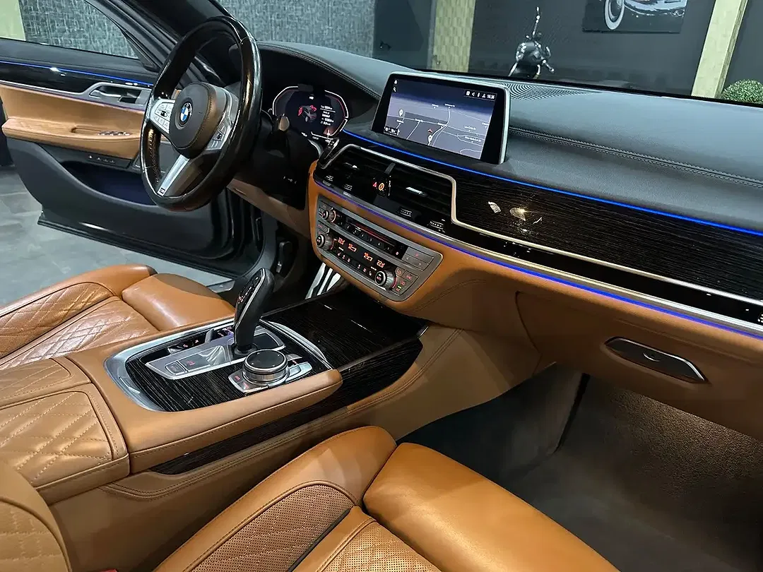 BMW 730 - Thumbnail 13