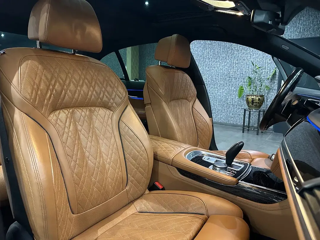 BMW 730 - Thumbnail 15
