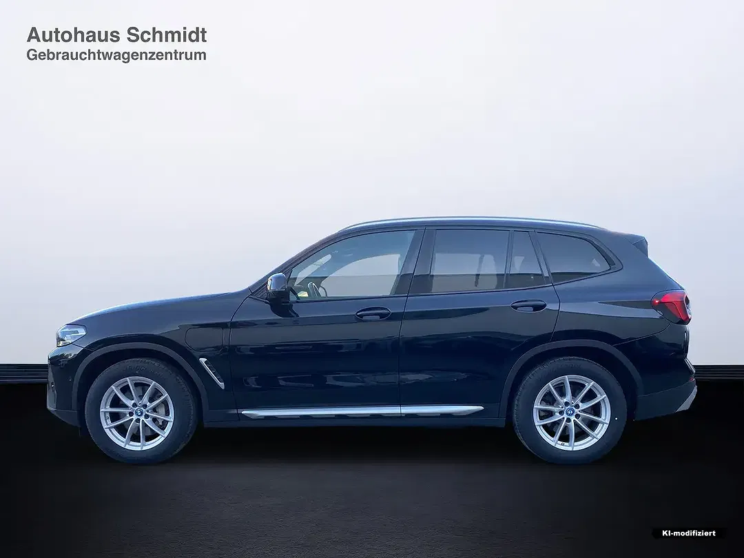 BMW X3 - Thumbnail 2