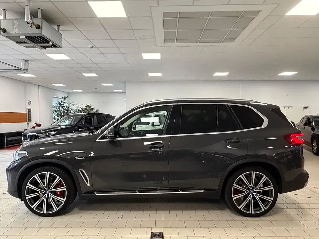 BMW X5 - Thumbnail 11