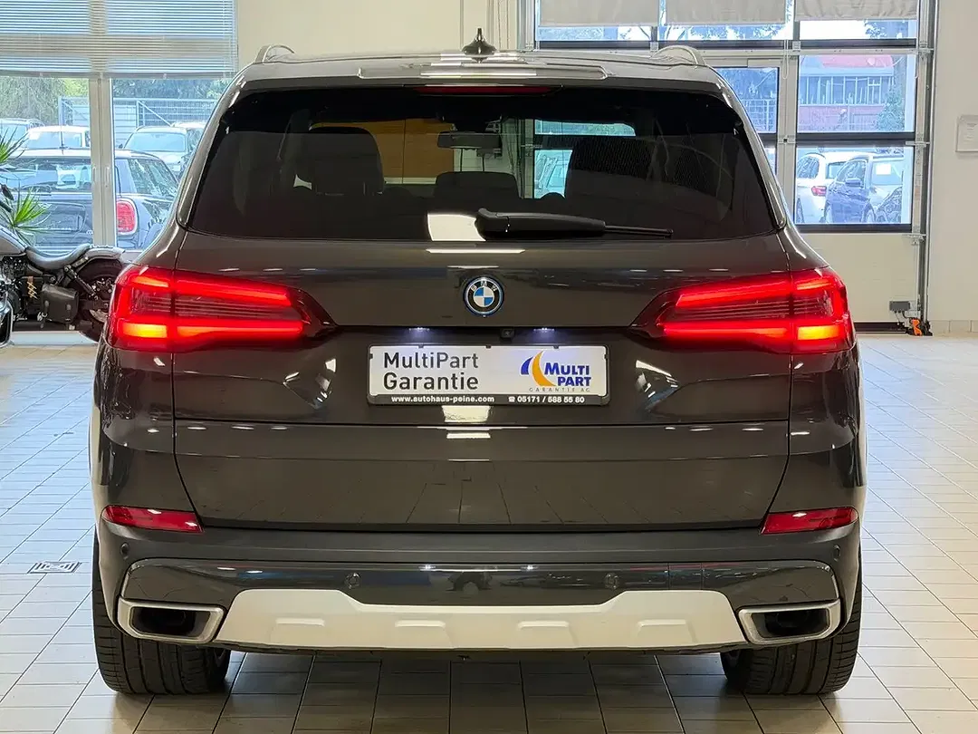 BMW X5 - Thumbnail 14