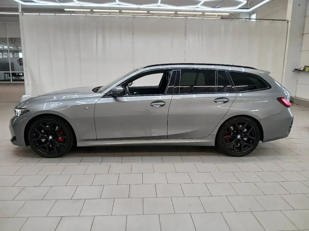 BMW 320 - Thumbnail 3