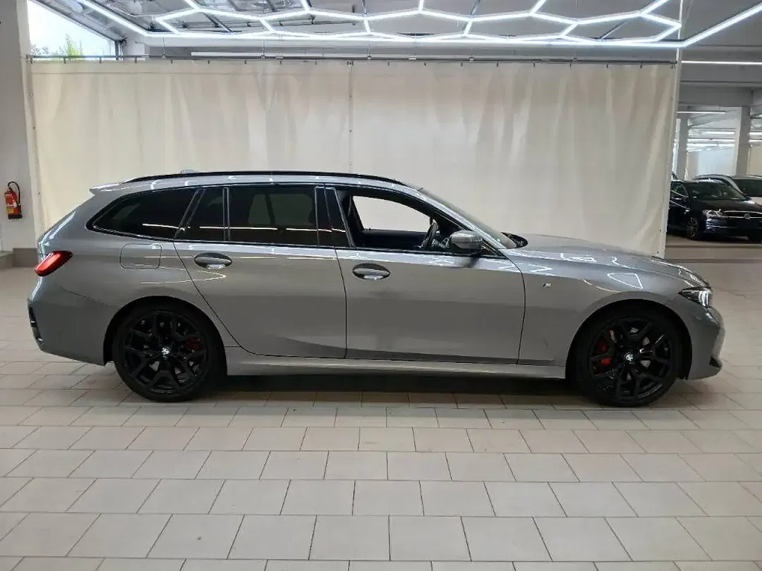 BMW 320 - Thumbnail 4