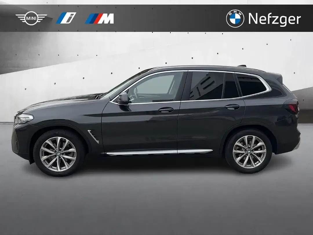 BMW X3 - Thumbnail 2