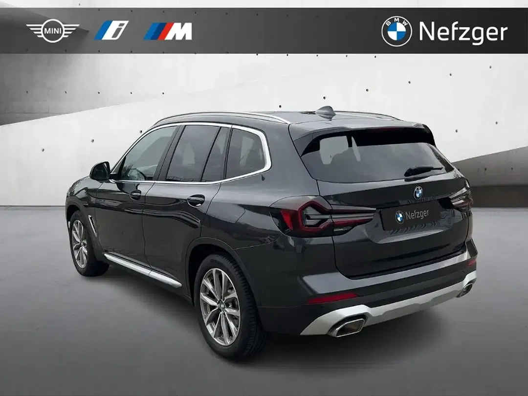 BMW X3 - Thumbnail 3