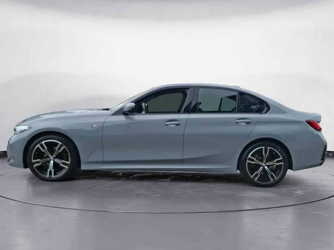 BMW 318 - Thumbnail 3