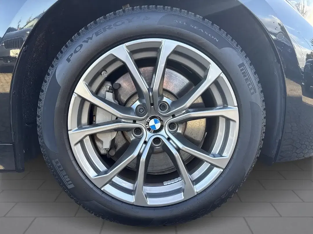 BMW 330 - Thumbnail 6