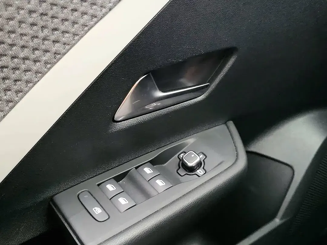 Opel Astra - Thumbnail 14
