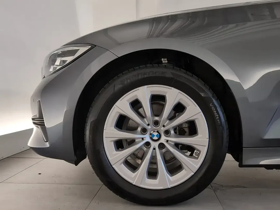 BMW 318 - Thumbnail 10