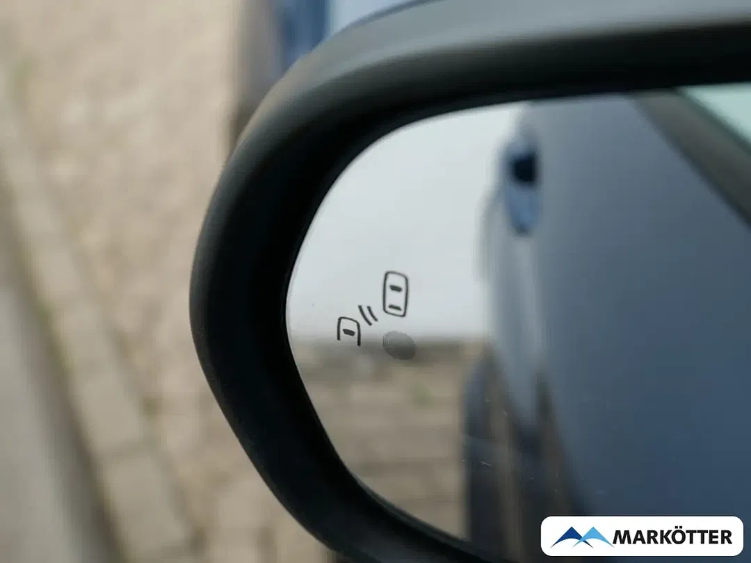 Ford Fiesta - Thumbnail 15