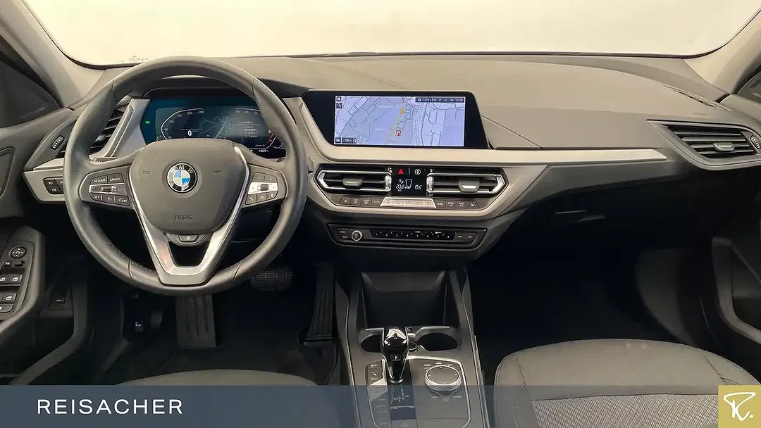 BMW 118 - Thumbnail 6