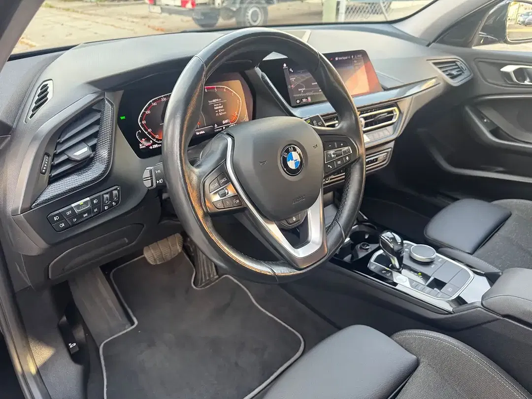 BMW 118 - Thumbnail 12