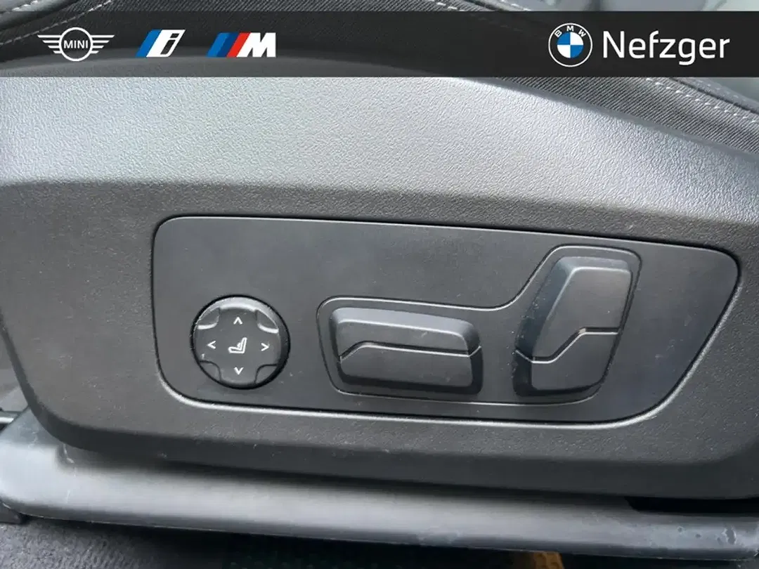 BMW X1 - Thumbnail 14