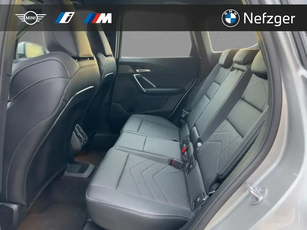 BMW X1 - Thumbnail 8