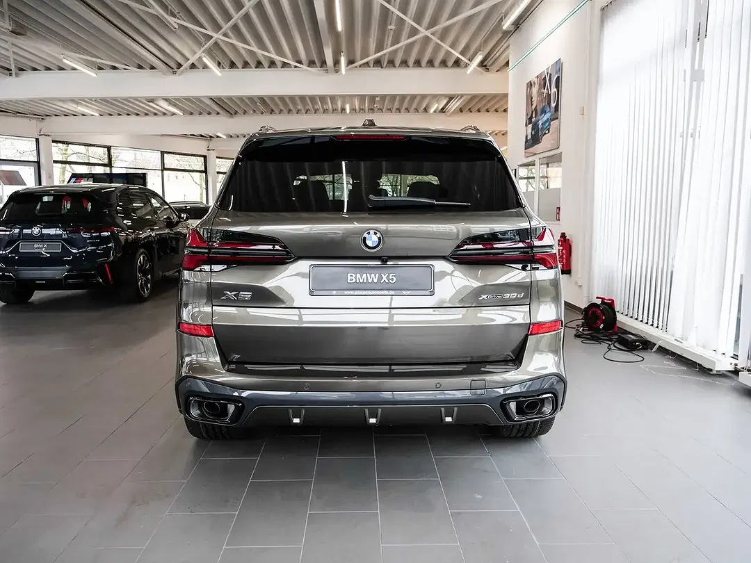BMW X5 - Thumbnail 5