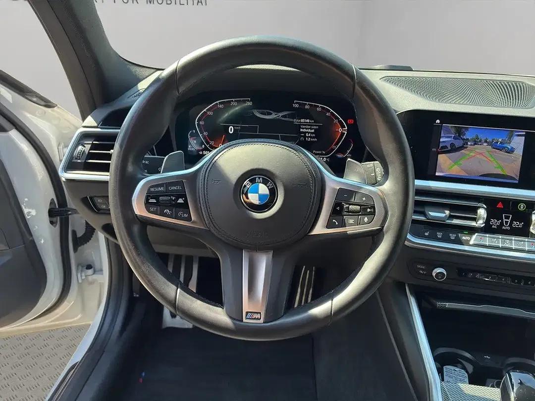 BMW 330 - Thumbnail 12