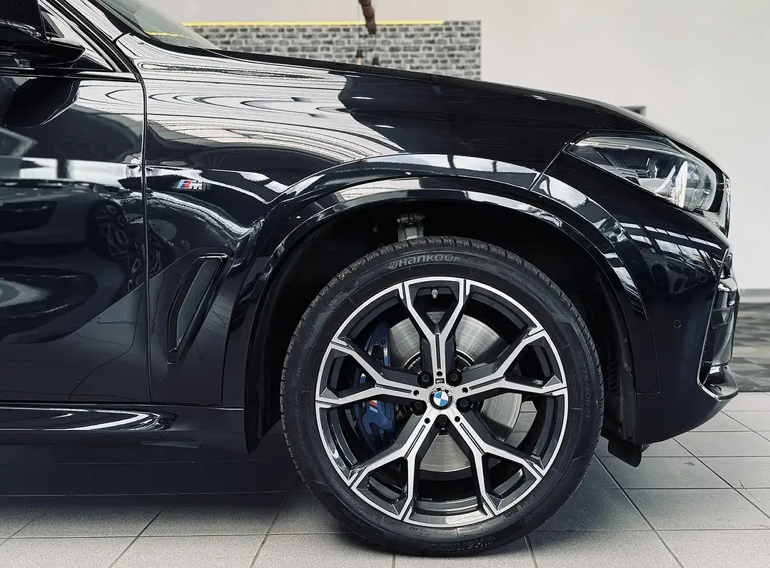 BMW X5 - Thumbnail 10
