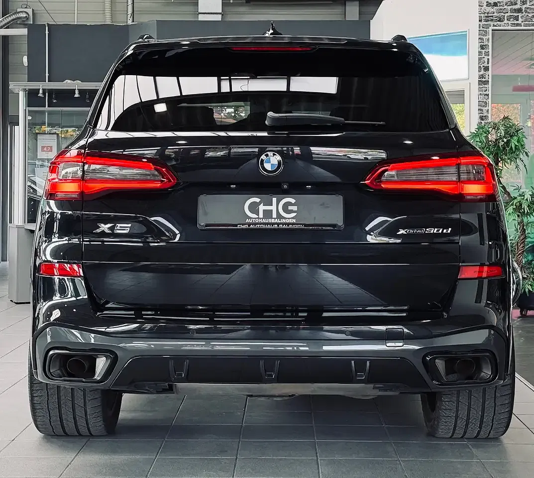 BMW X5 - Thumbnail 6