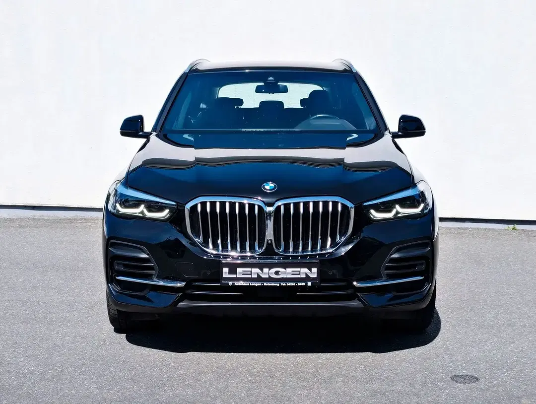 BMW X5 - Thumbnail 3