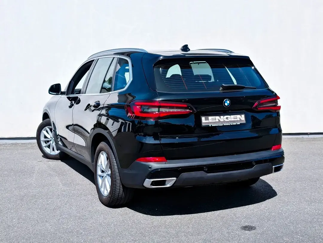 BMW X5 - Thumbnail 6