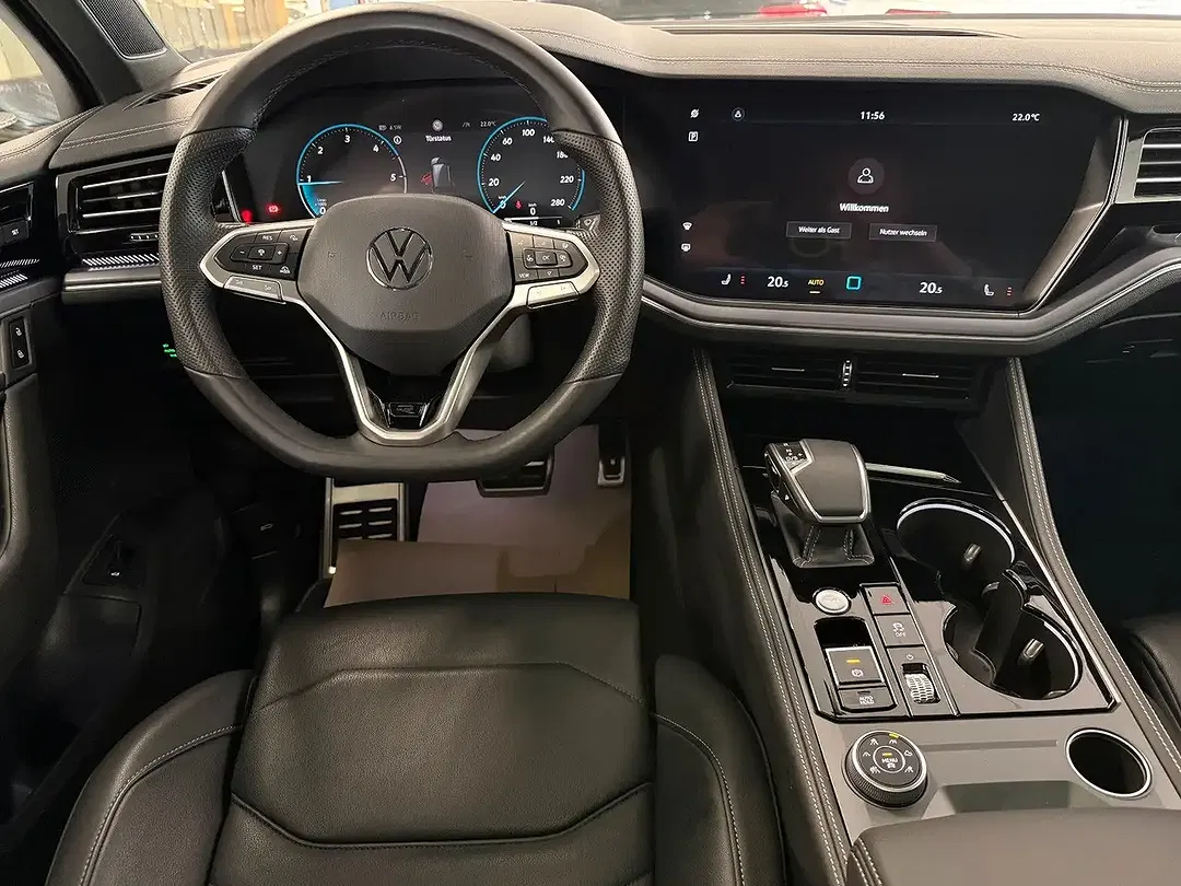 Volkswagen Touareg - Thumbnail 7