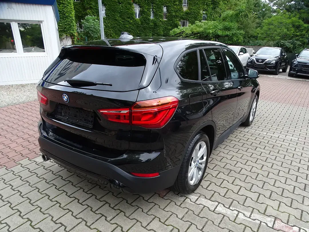 BMW X1 - Thumbnail 7