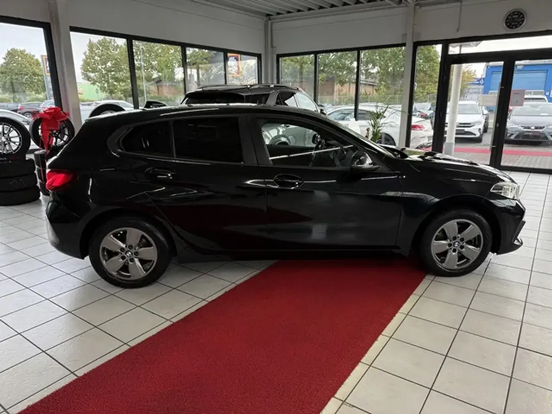 BMW 118 - Thumbnail 6