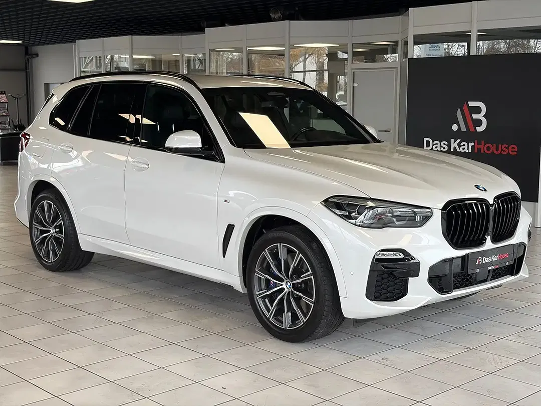 BMW X5 - Thumbnail 1