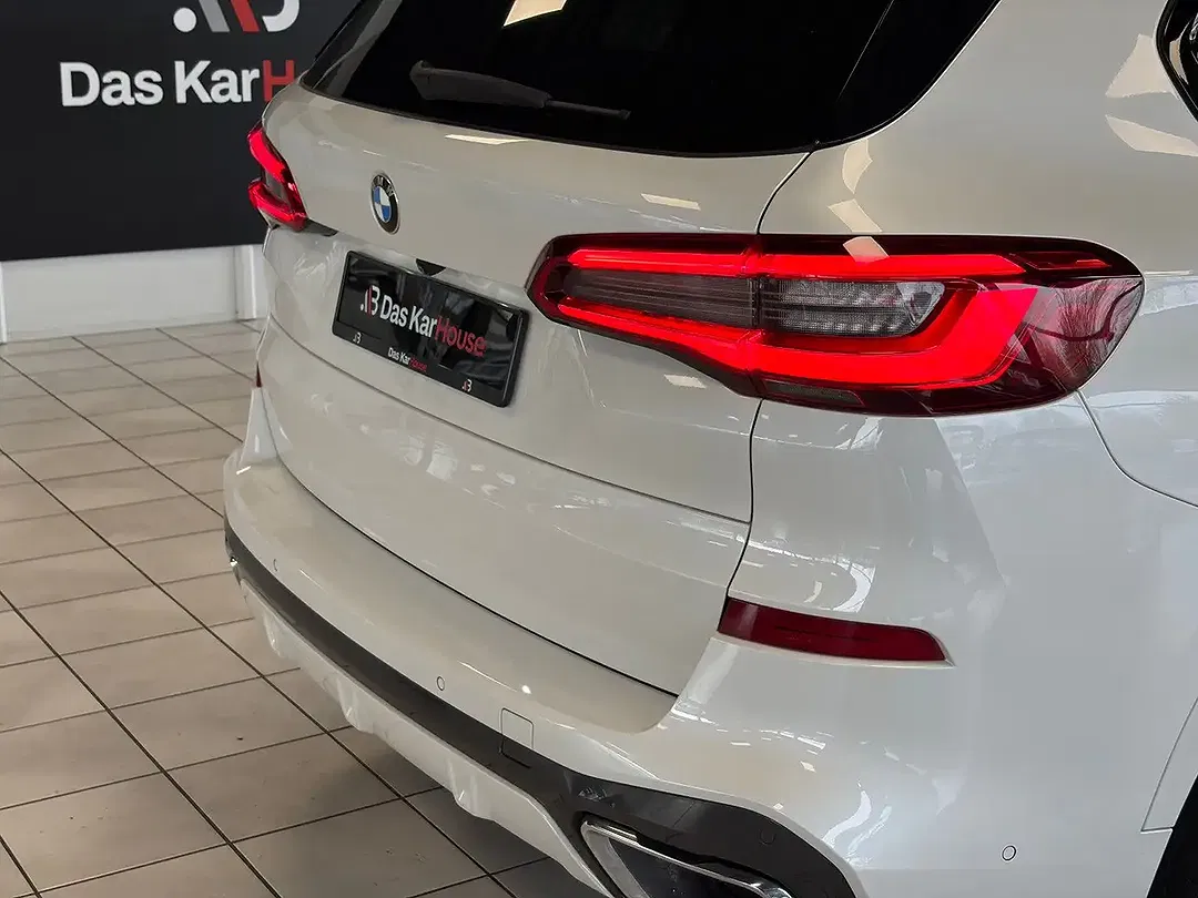 BMW X5 - Thumbnail 10
