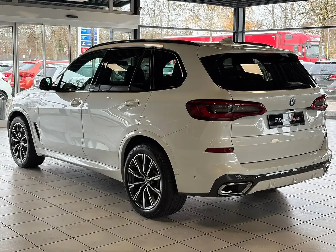 BMW X5 - Thumbnail 5
