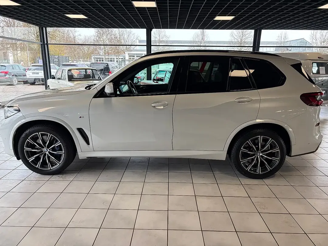 BMW X5 - Thumbnail 6