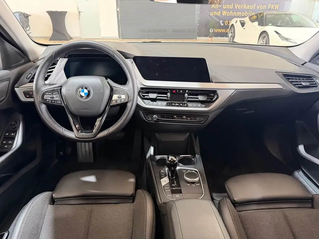 BMW 118 - Thumbnail 15