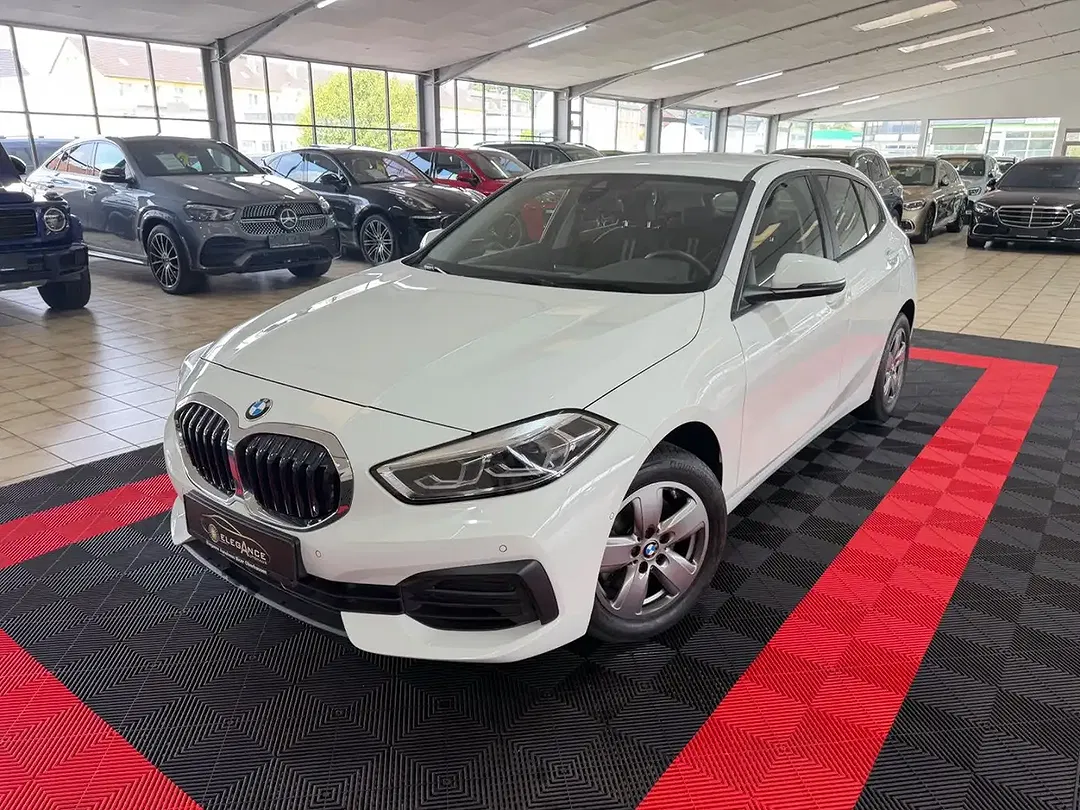 BMW 118 - Thumbnail 2