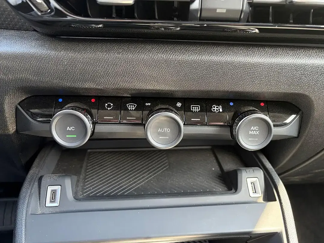 Citroen C4 - Thumbnail 10