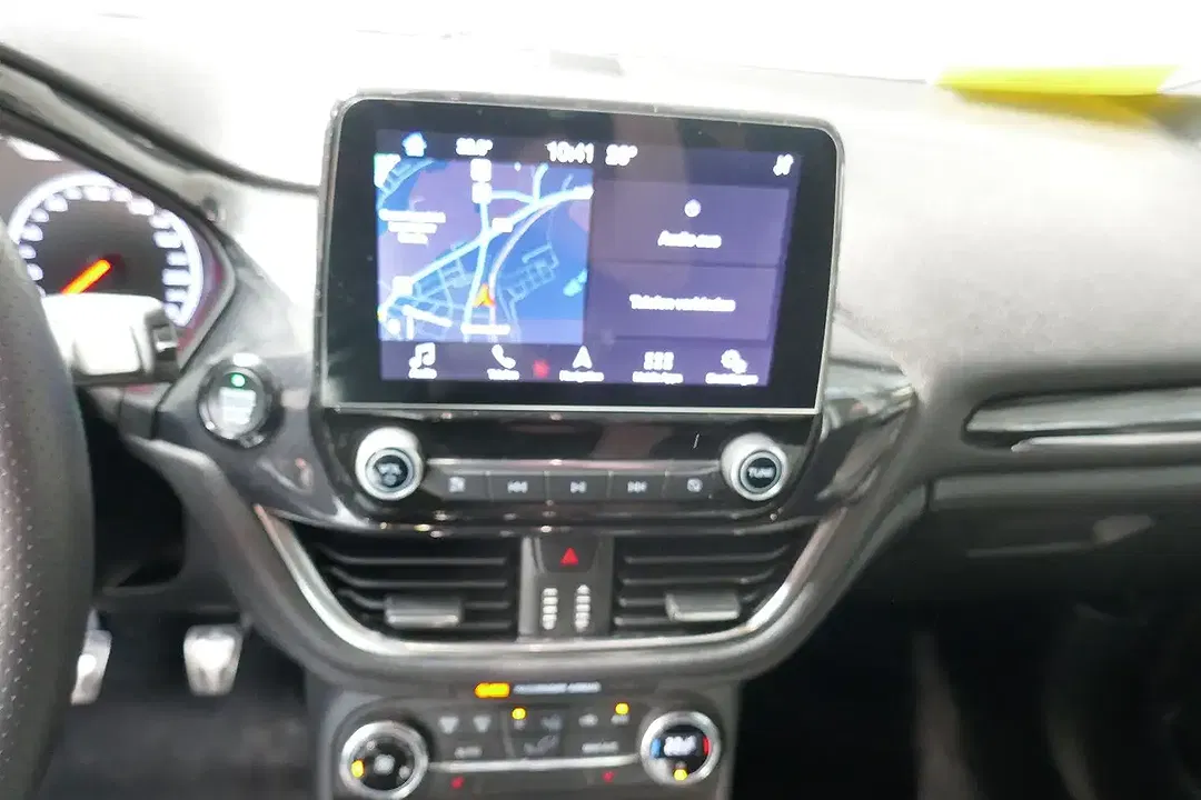 Ford Fiesta - Thumbnail 11