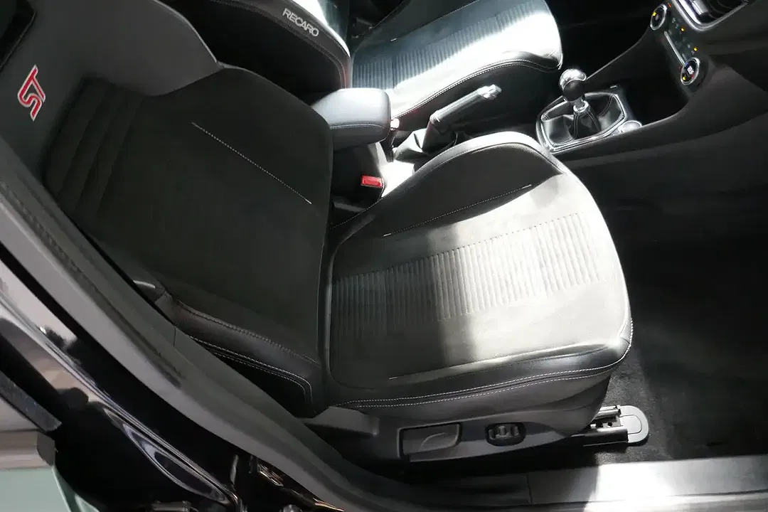 Ford Fiesta - Thumbnail 14