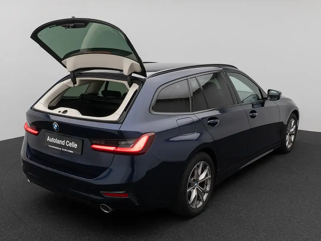 BMW 320 - Thumbnail 13