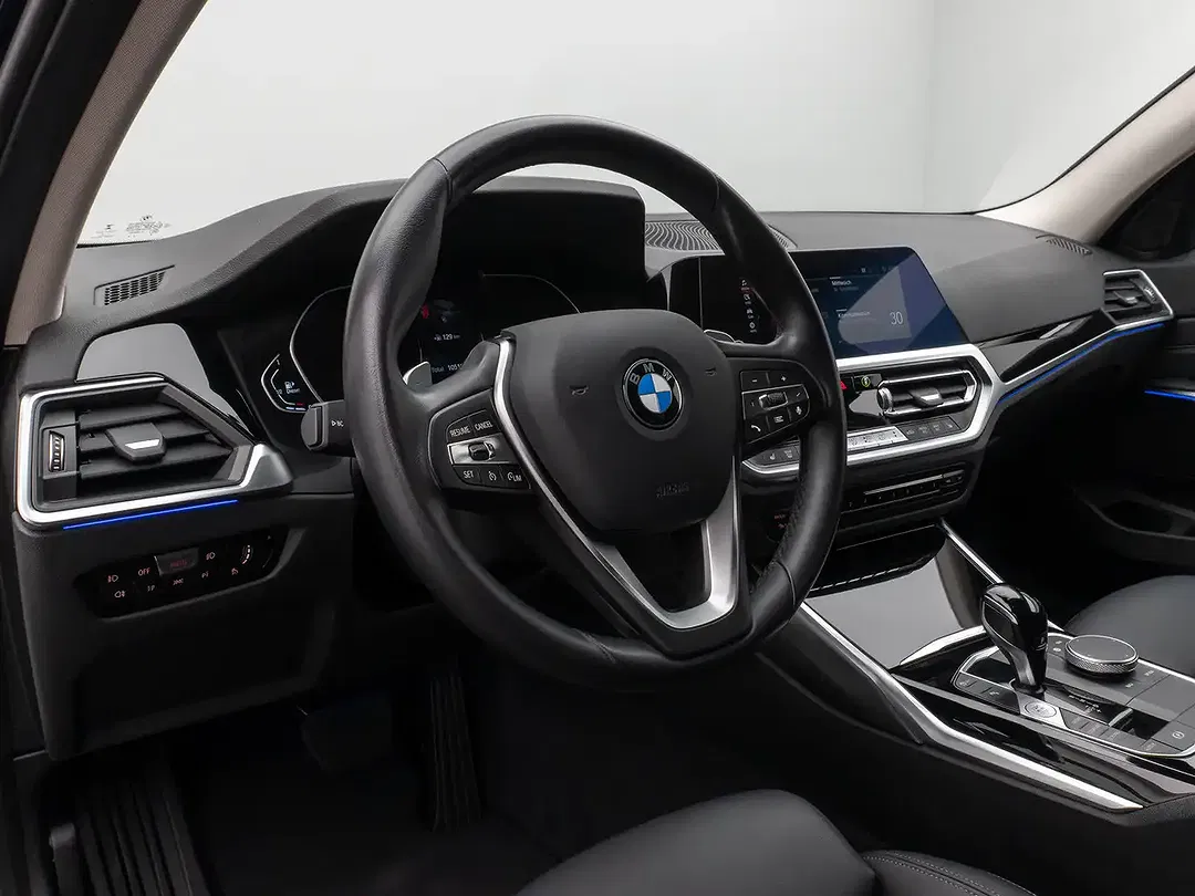 BMW 320 - Thumbnail 21