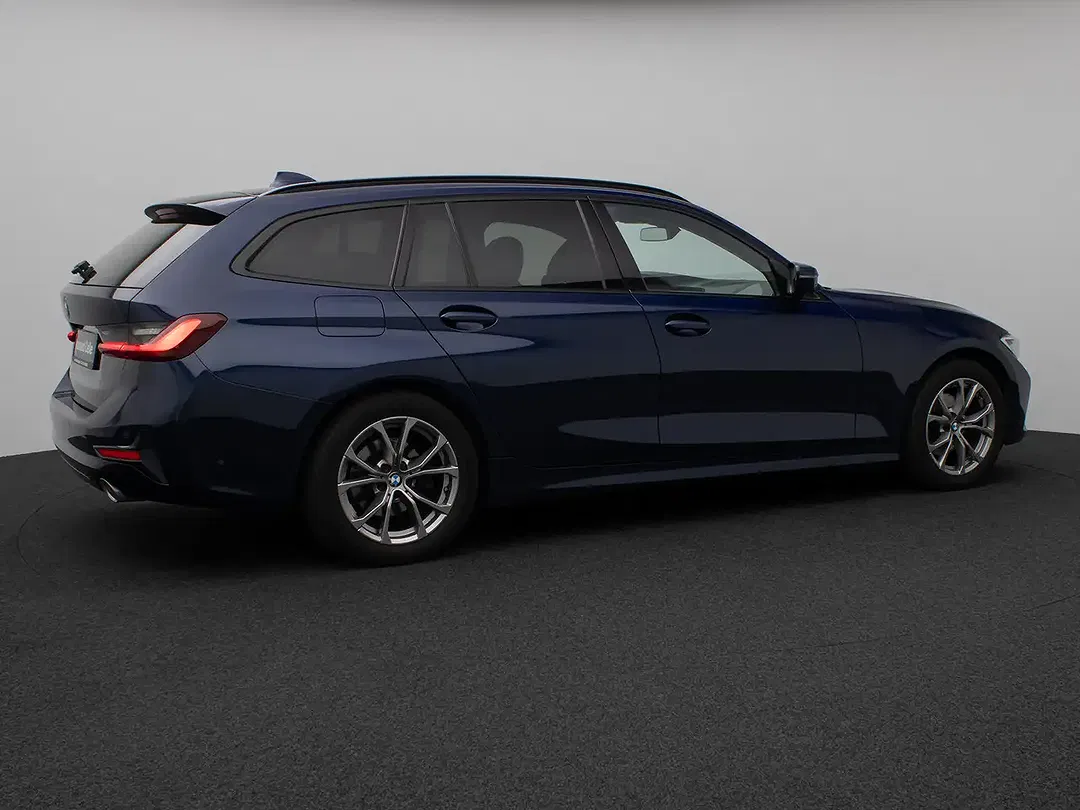 BMW 320 - Thumbnail 6