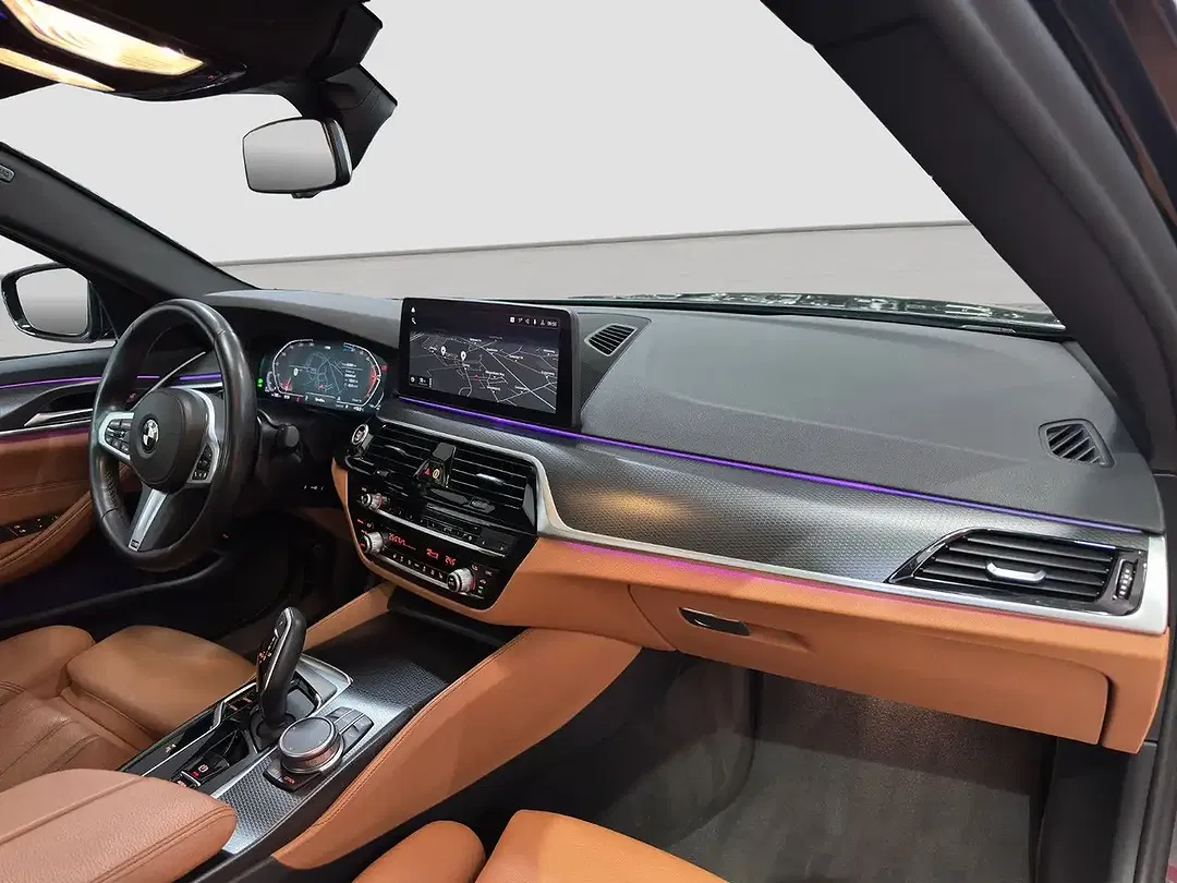 BMW 520 - Thumbnail 10