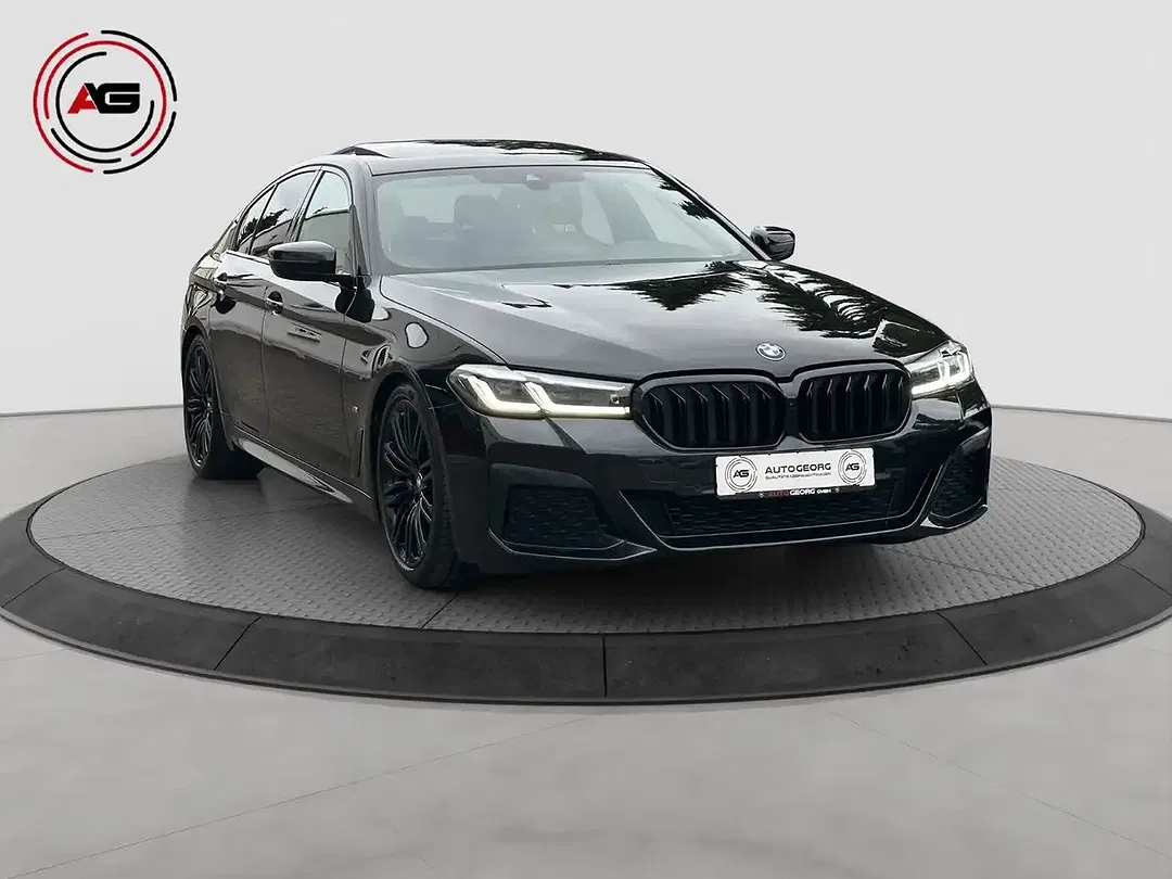 BMW 520 - Thumbnail 3